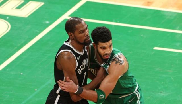 开云官方网站-传球进化的塔图姆更可怕！绿军新王无惧篮网