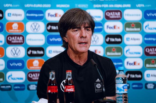 开云官方网站-基米希：我们以我为主 勒夫：C罗不是只会挪可乐瓶